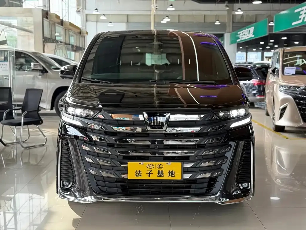 Toyota Vellfire — фото 8