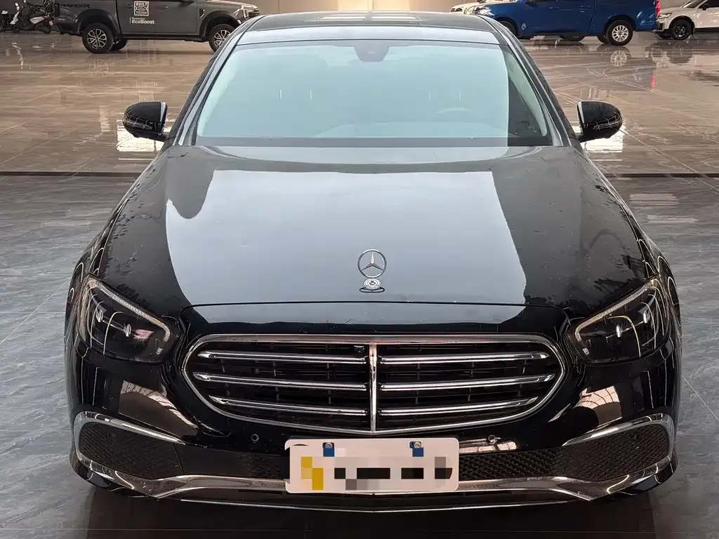 Mercedes-Benz E-Class 2023 из CN, фото 2