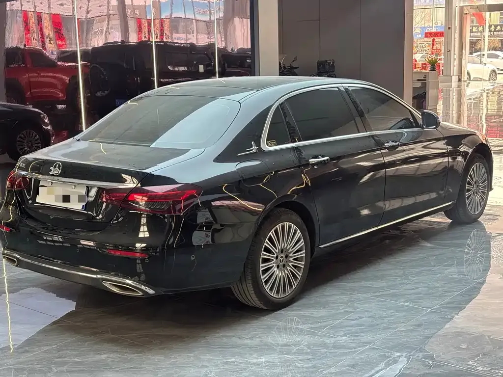 Mercedes-Benz E-Class 2023 из CN, фото 4