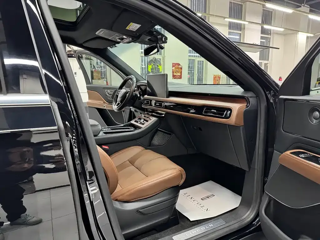 Lincoln Aviator 2024 из CN, фото 7