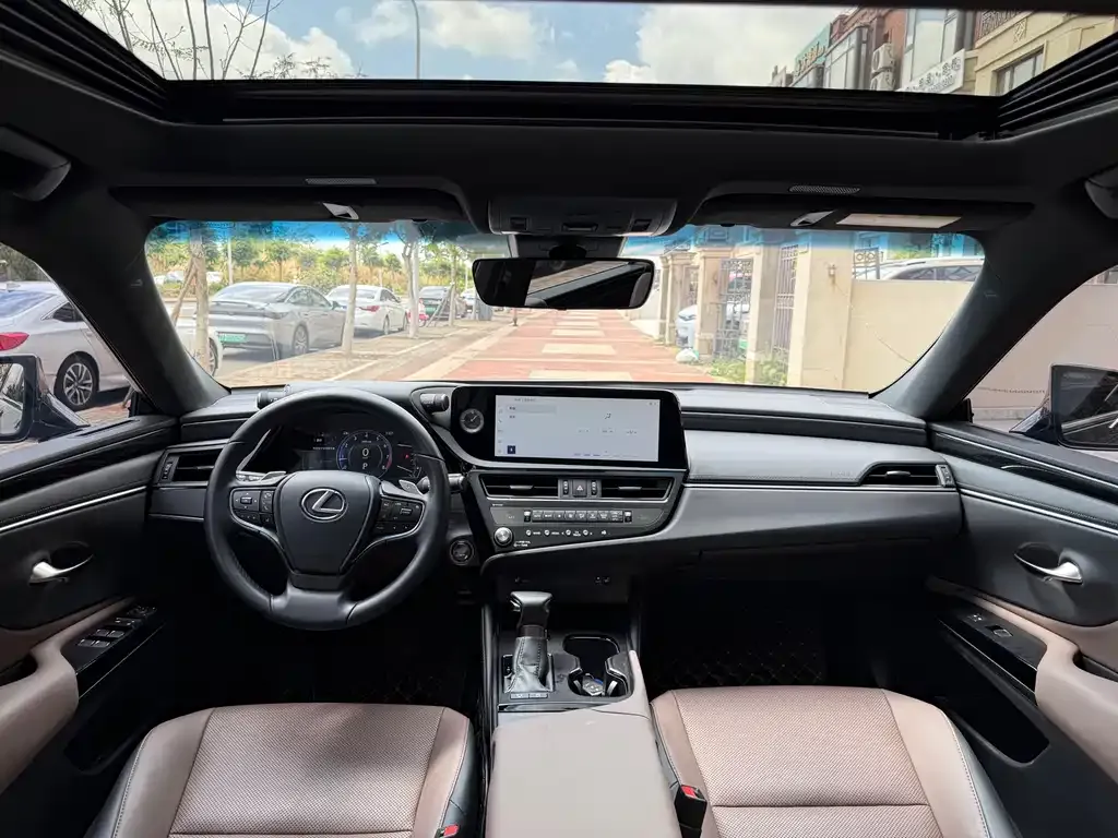 Lexus ES 2024 из CN, фото 8