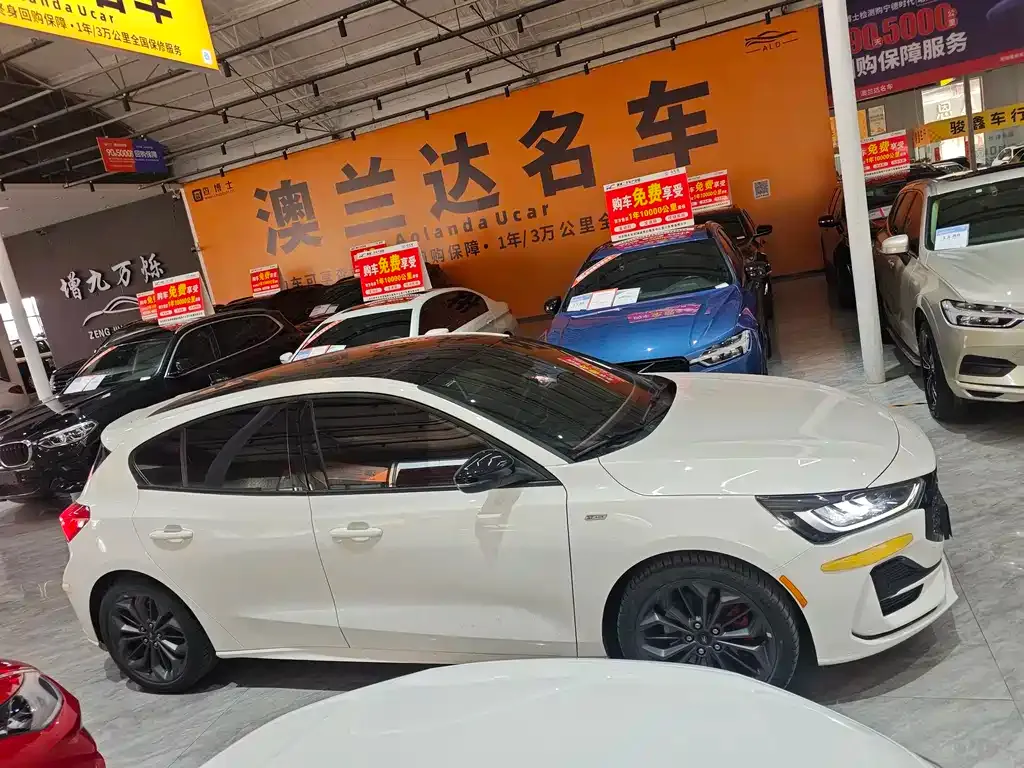 Ford Focus 2023 из CN, фото 6