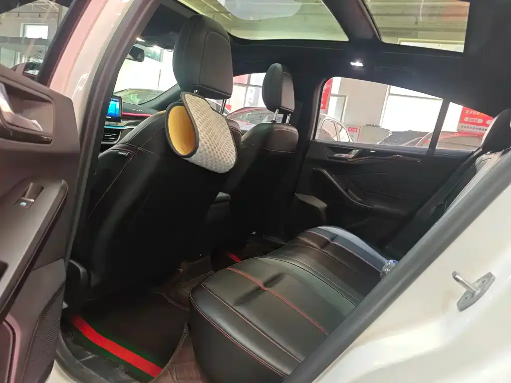 Ford Focus 2023 из CN, фото 5