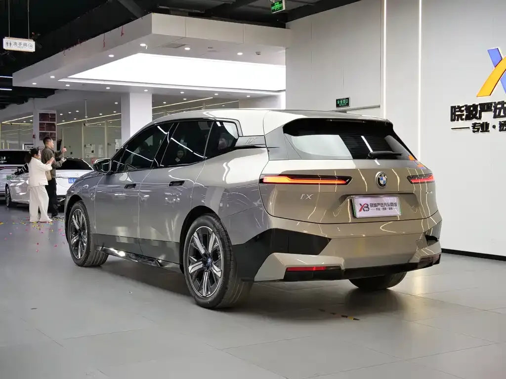 BMW iX 2023 из CN, фото 3