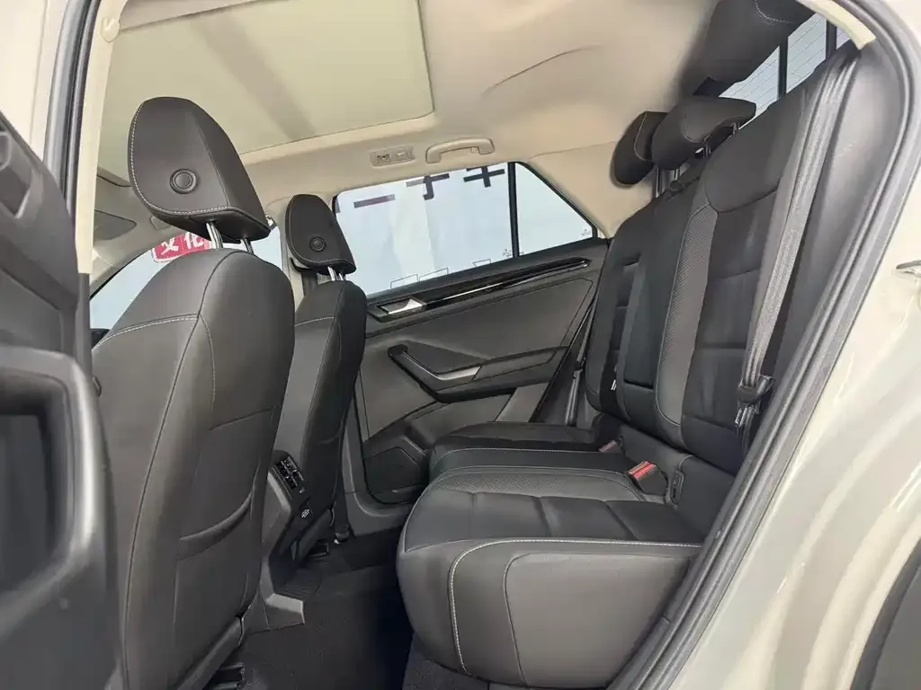 Volkswagen T-Roc 2022 из CN, фото 5