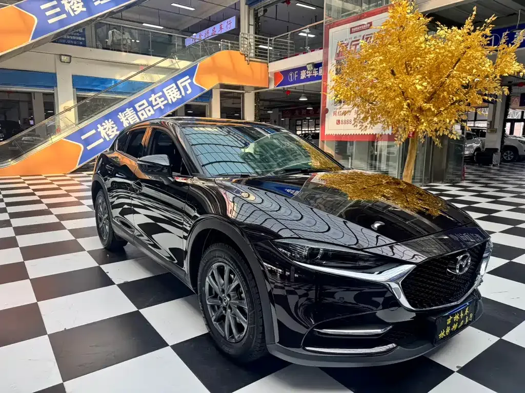 Mazda CX-4 2023 из CN, фото 1