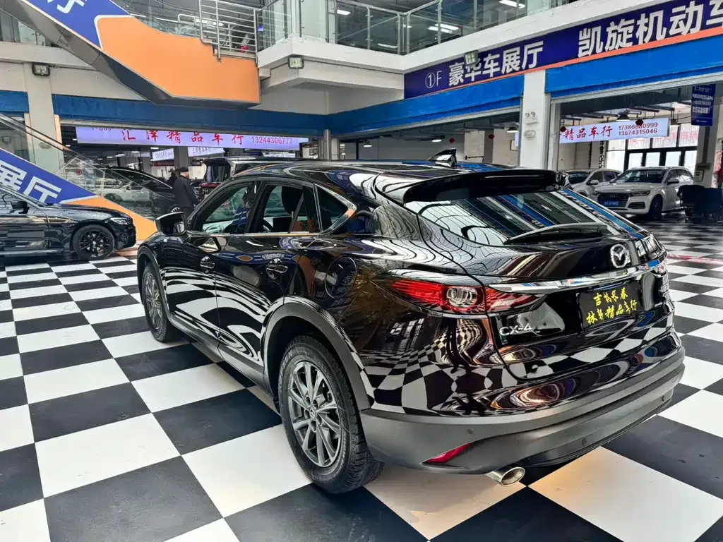 Mazda CX-4 2023 из CN, фото 6