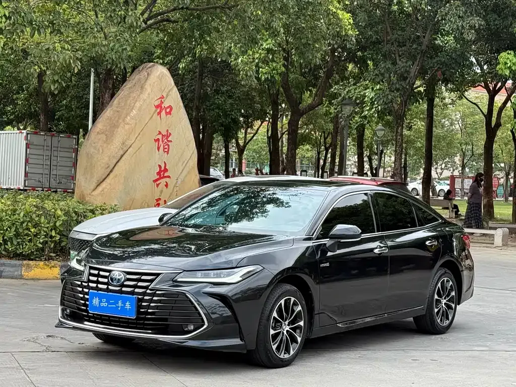 Toyota Avalon 2023 из CN, фото 1