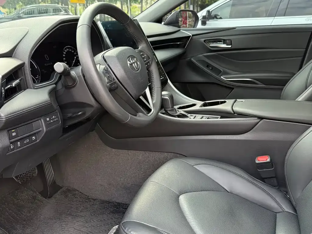 Toyota Avalon 2023 из CN, фото 3