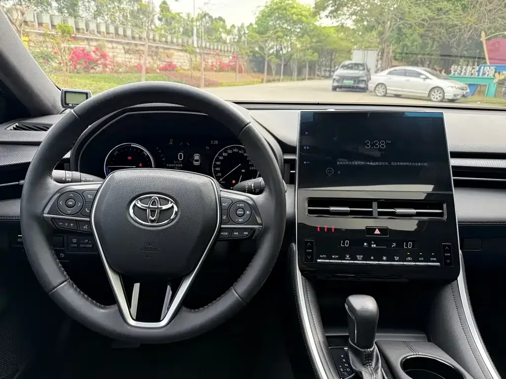 Toyota Avalon 2023 из CN, фото 10