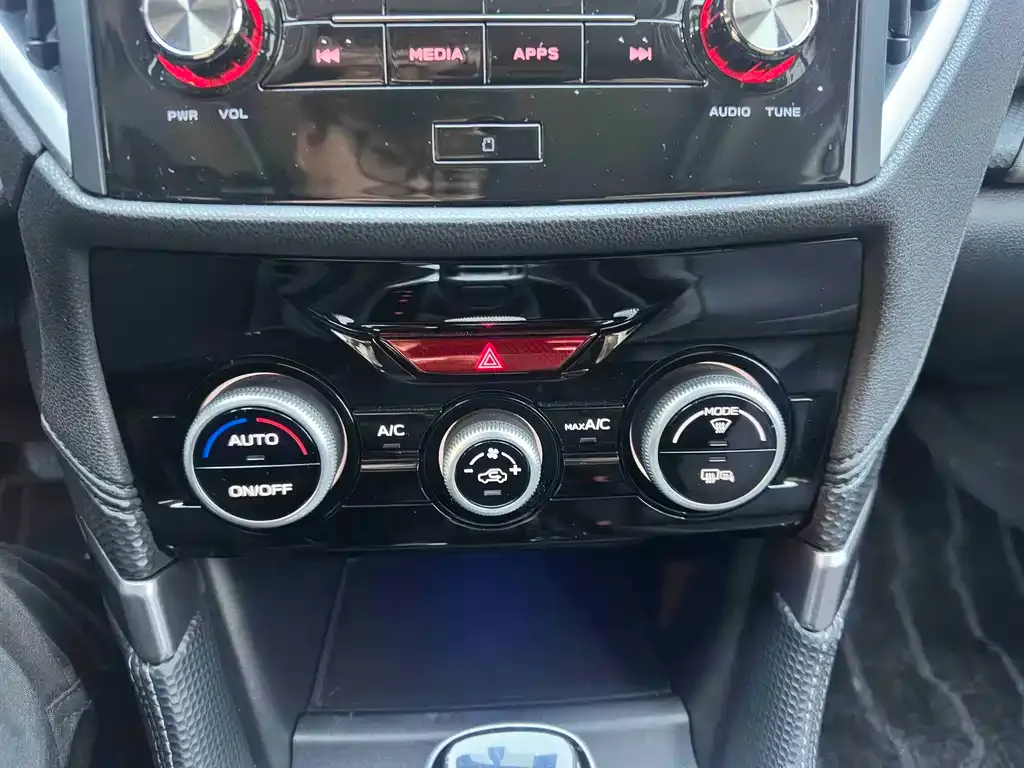 Subaru Forester 2023 из CN, фото 8