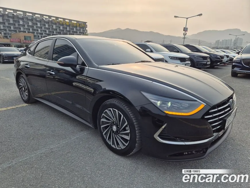 Hyundai Sonata 2022 из KR, фото 2