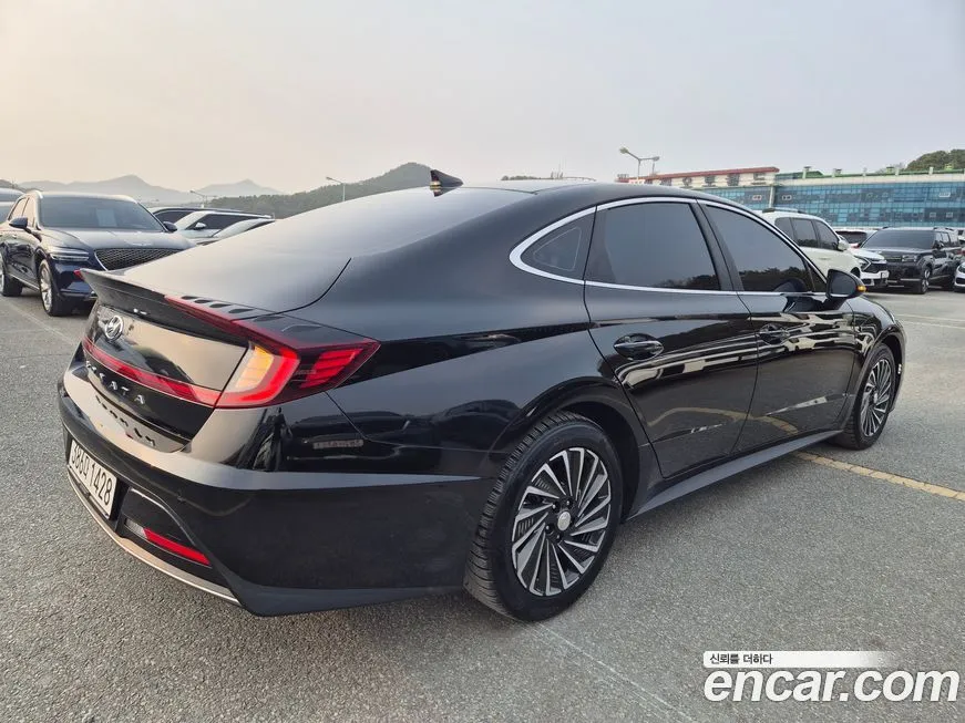 Hyundai Sonata 2022 из KR, фото 3