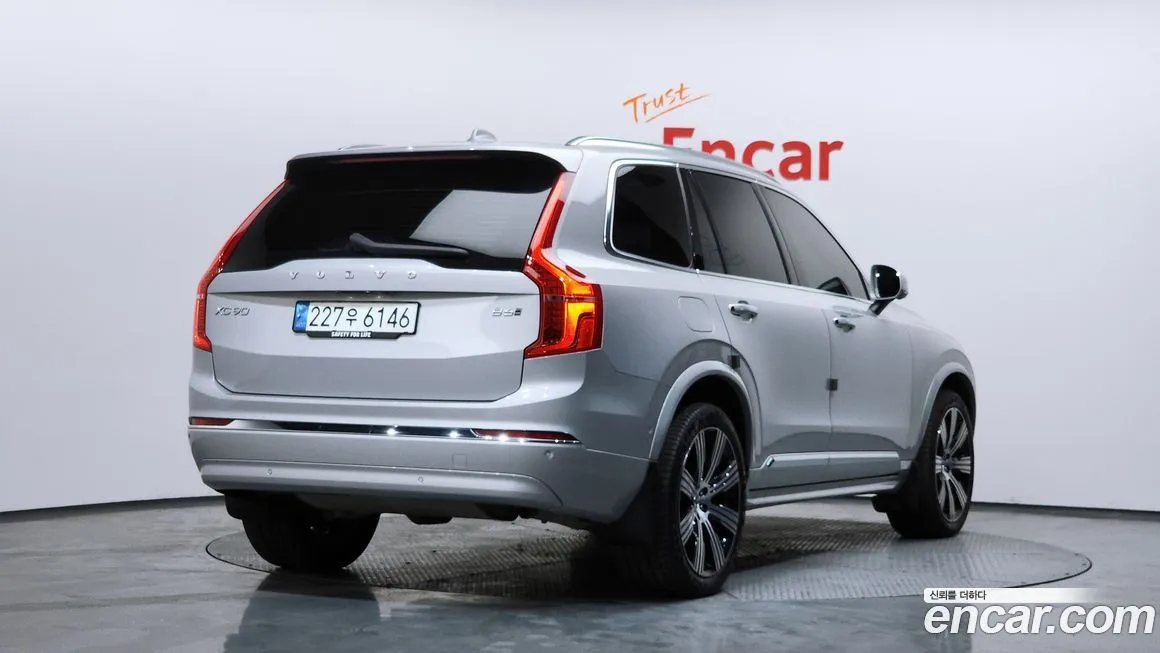 Volvo XC90 — фото 4