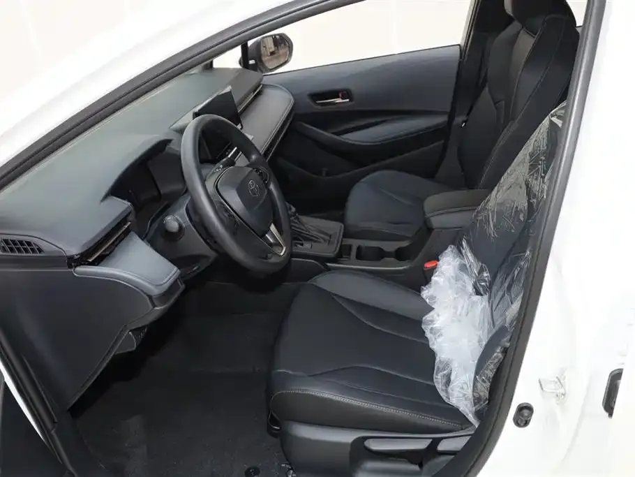 Toyota Corolla 2026 из CN, фото 1