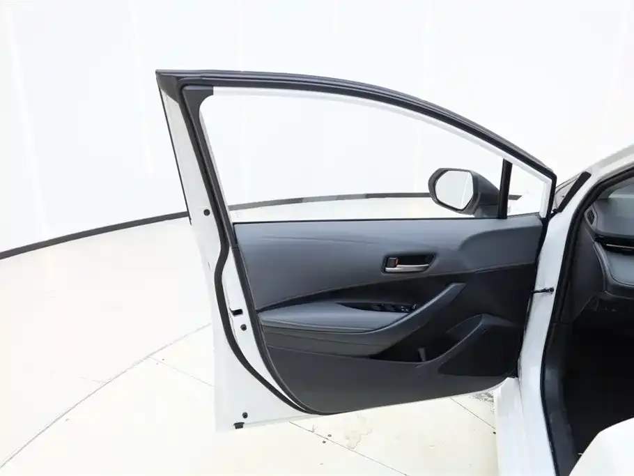 Toyota Corolla 2026 из CN, фото 2