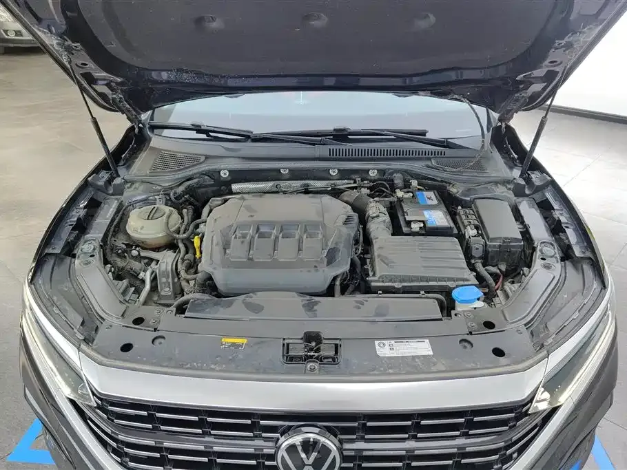 Volkswagen Passat — фото 6