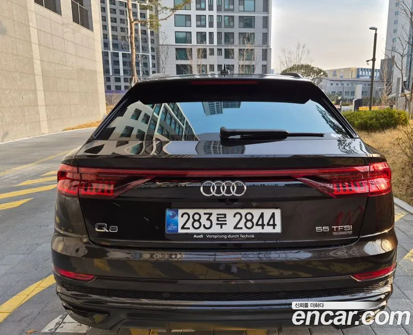 Audi Q8 2023 из KR, фото 4