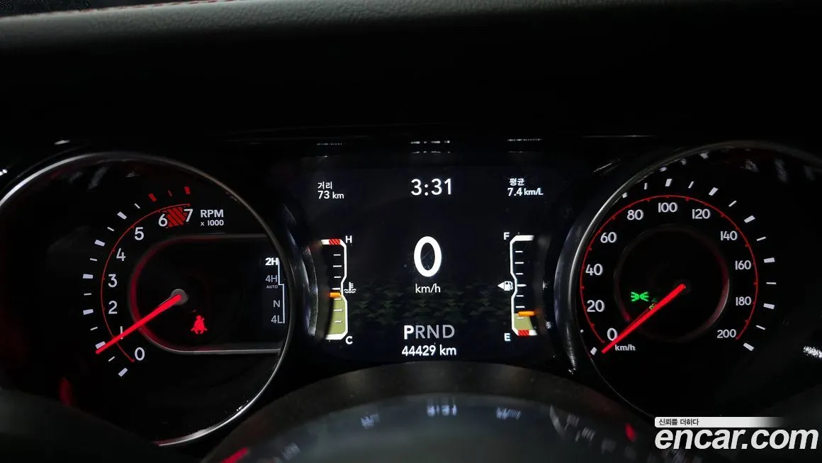 Jeep Wrangler 2021 из KR, фото 5