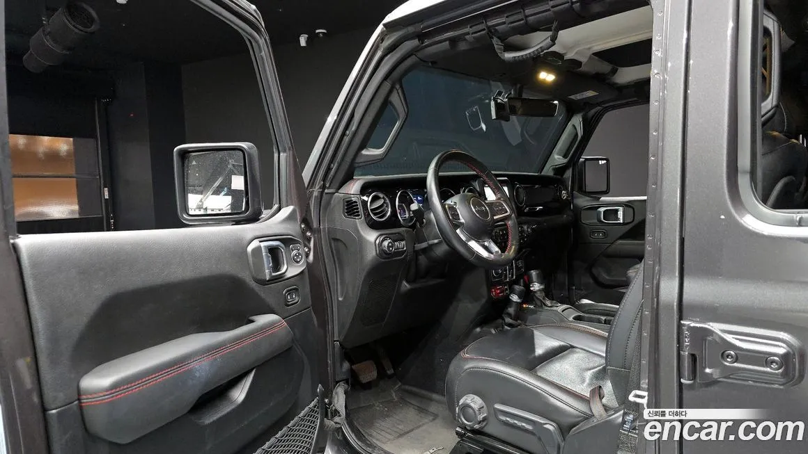 Jeep Wrangler 2021 из KR, фото 9