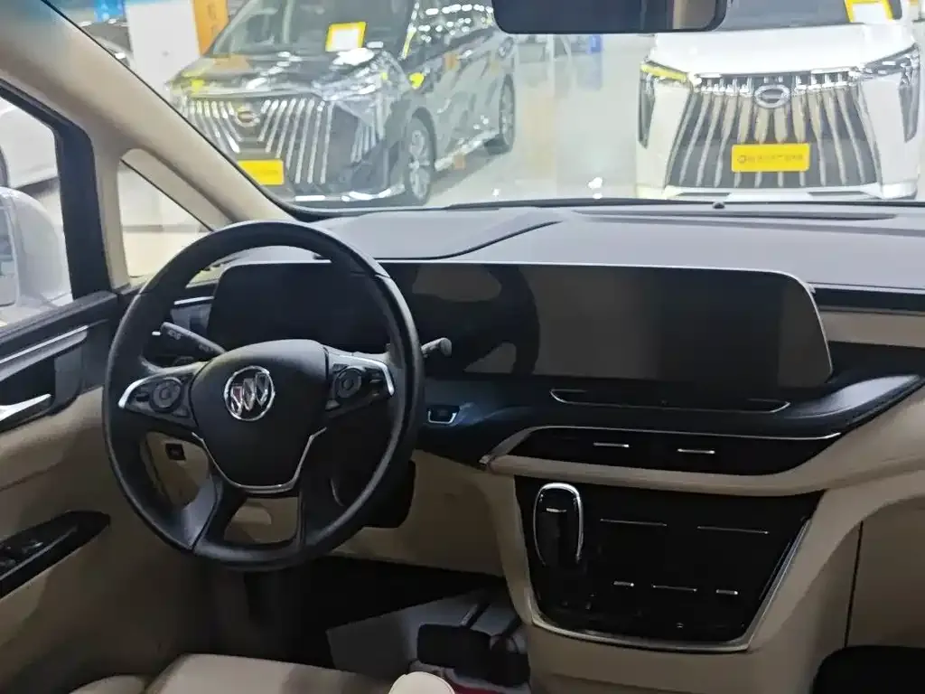Buick GL8 2022 из CN, фото 7