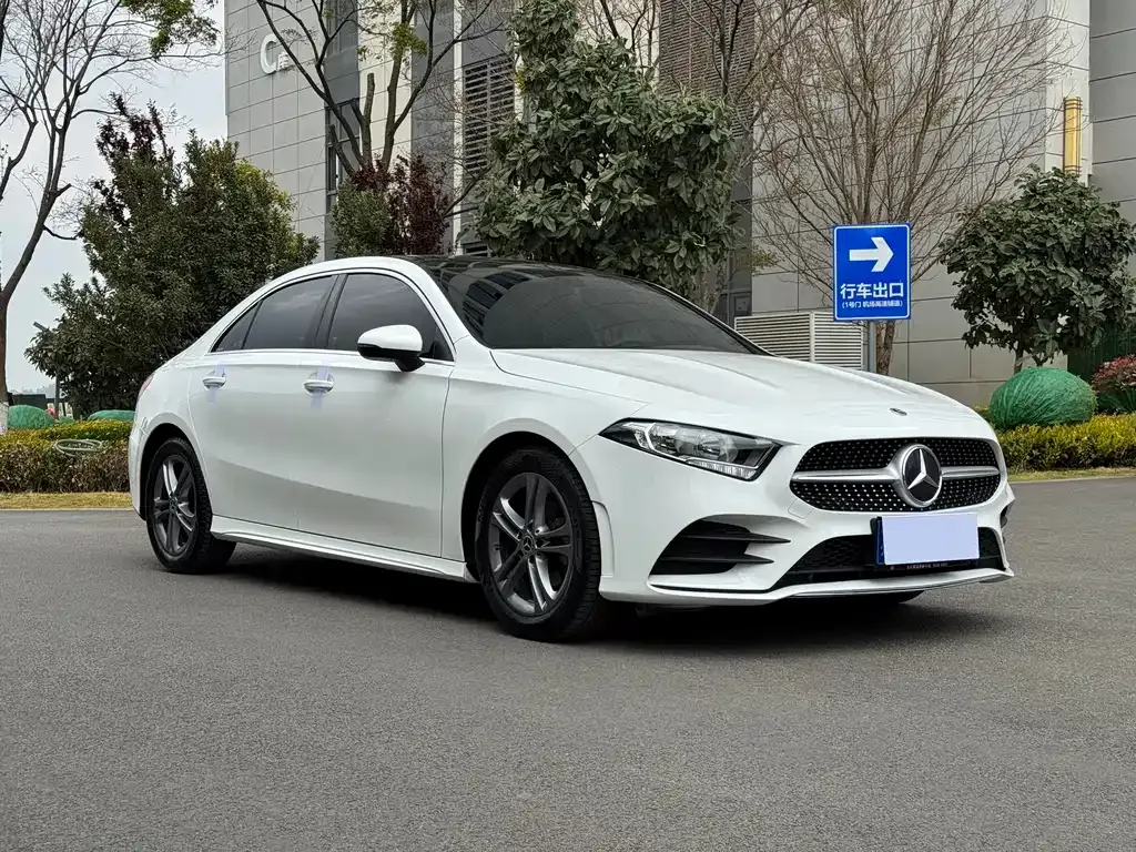 Mercedes-Benz A-Class — фото 4
