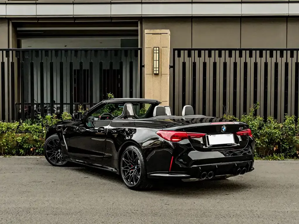 BMW M4 2025 из CN, фото 9