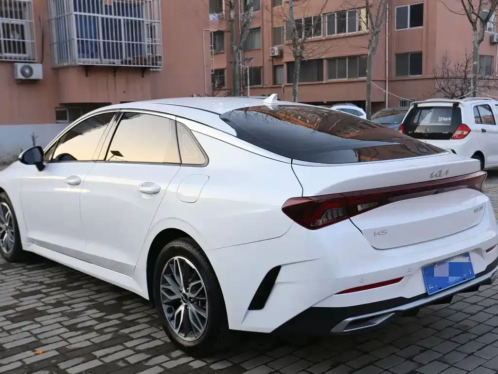 Kia K5 2024 из CN, фото 5