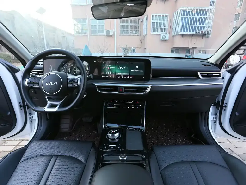 Kia K5 2024 из CN, фото 7