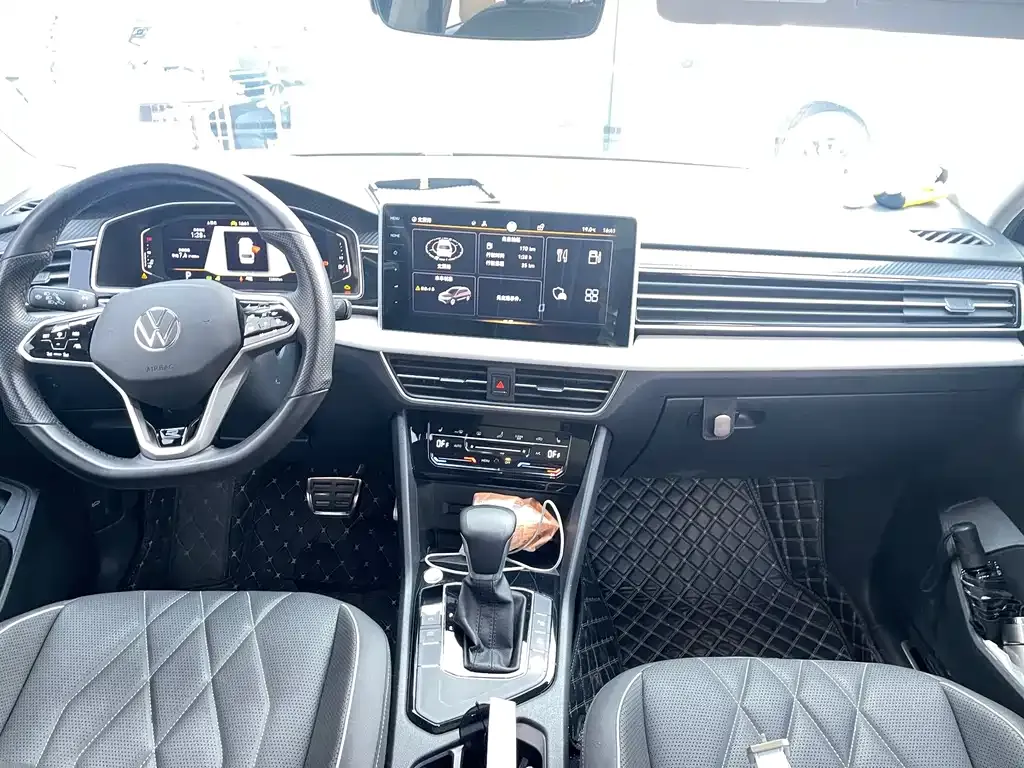 Volkswagen Tiguan L 2022 из CN, фото 2