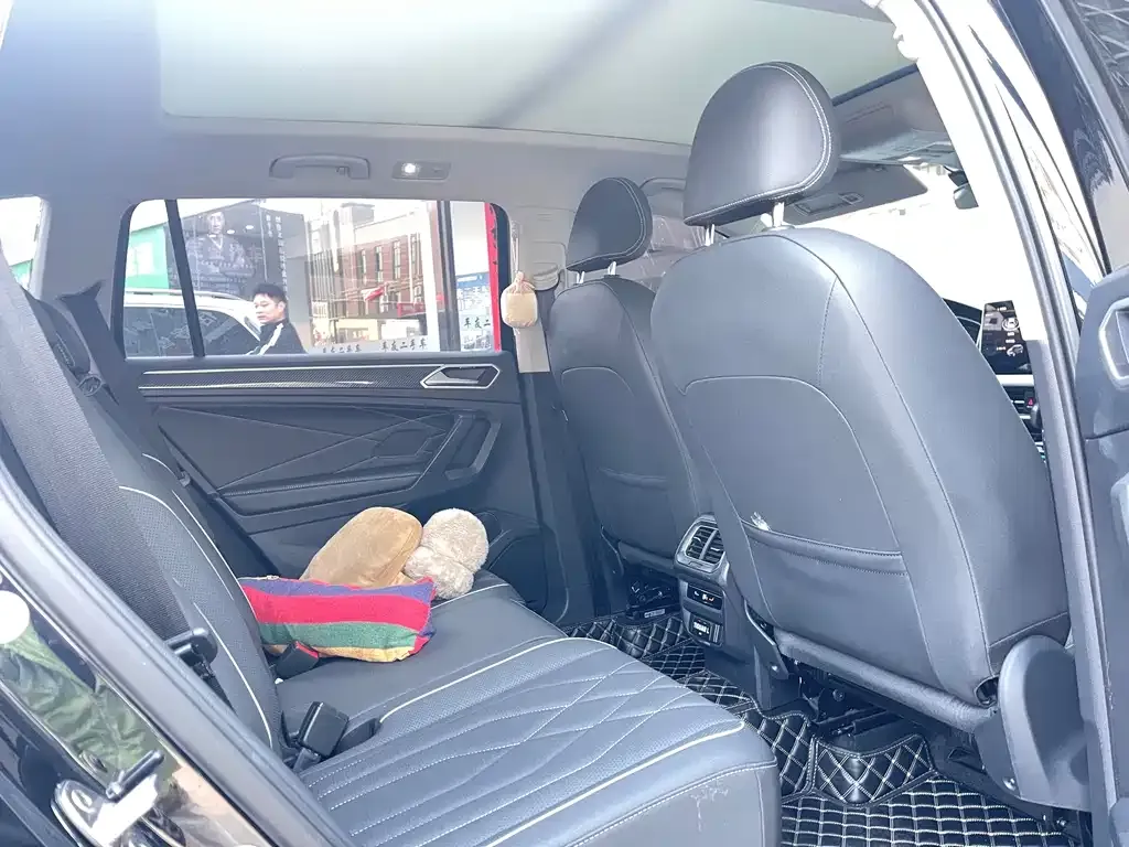 Volkswagen Tiguan L 2022 из CN, фото 10