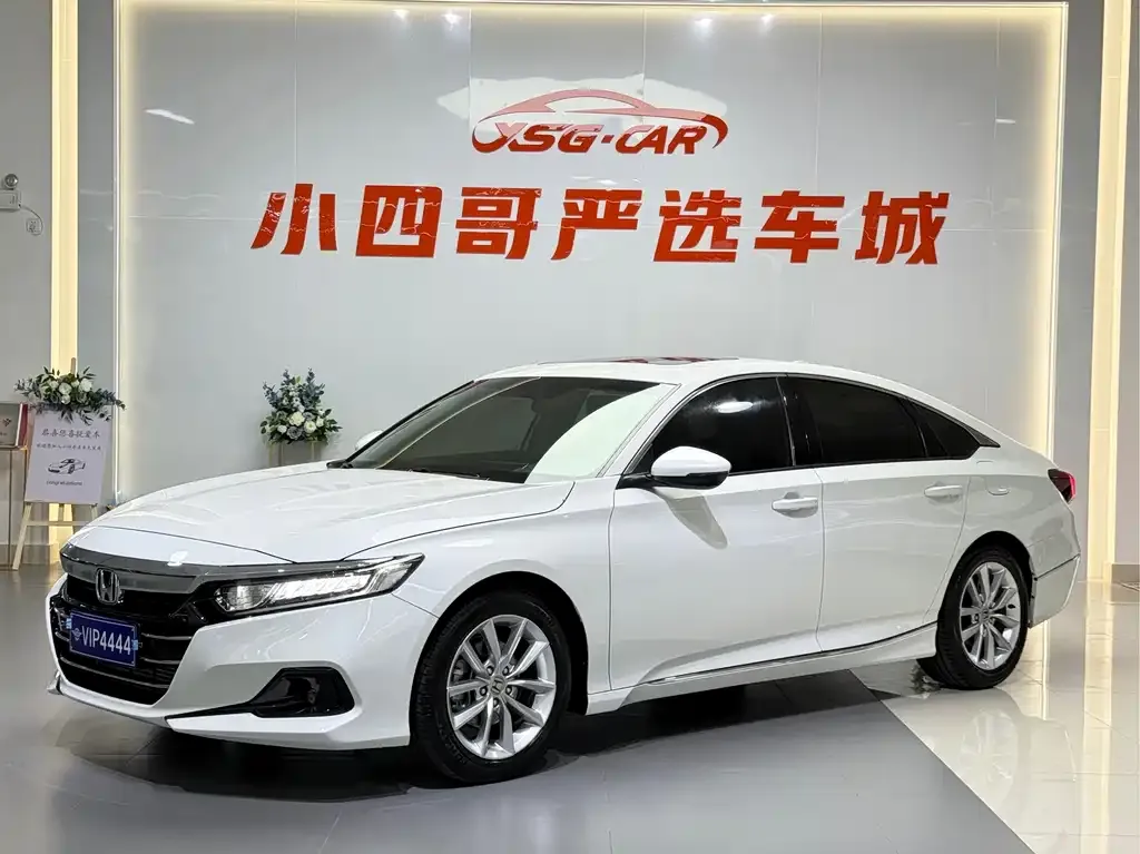Honda Accord — фото 1