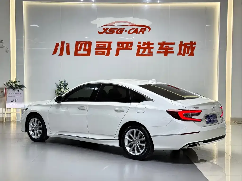 Honda Accord — фото 4