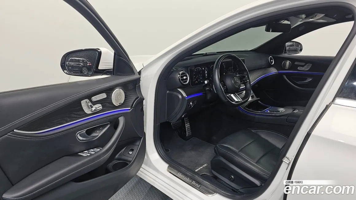 Mercedes-Benz E-Class 2022 из KR, фото 2