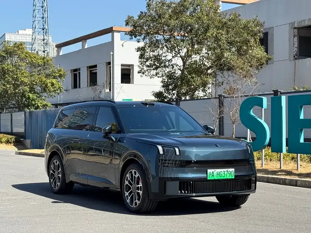 Lynk & Co 900 2025 из CN, фото 5