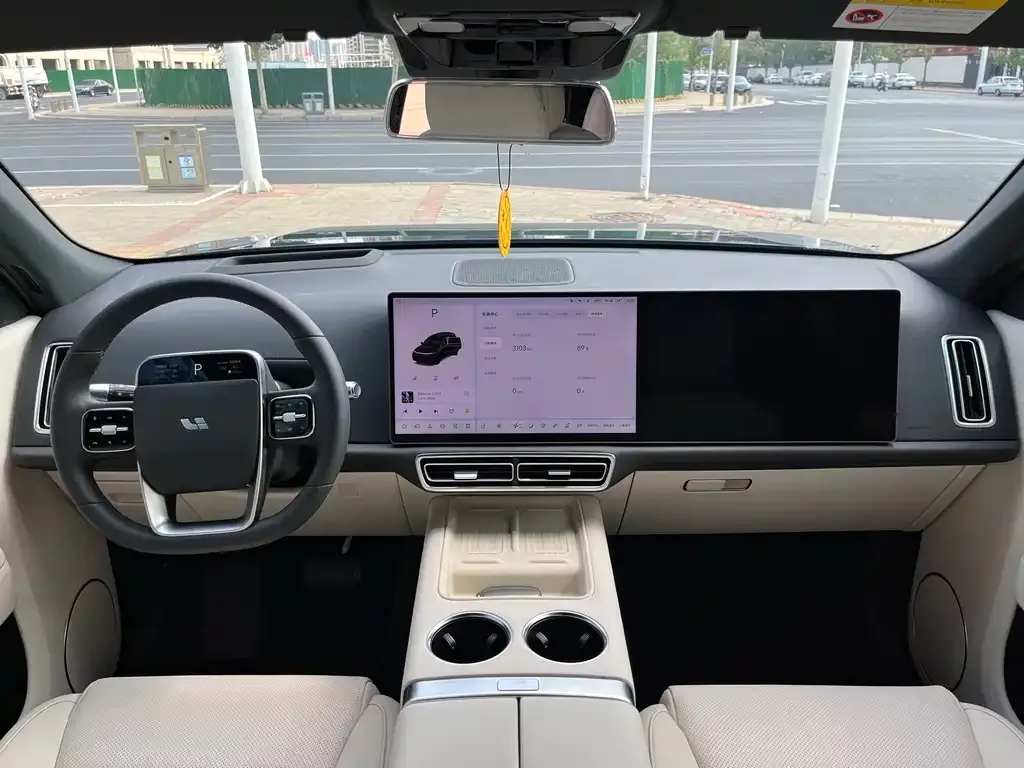 Li Auto L8 2024 из CN, фото 4