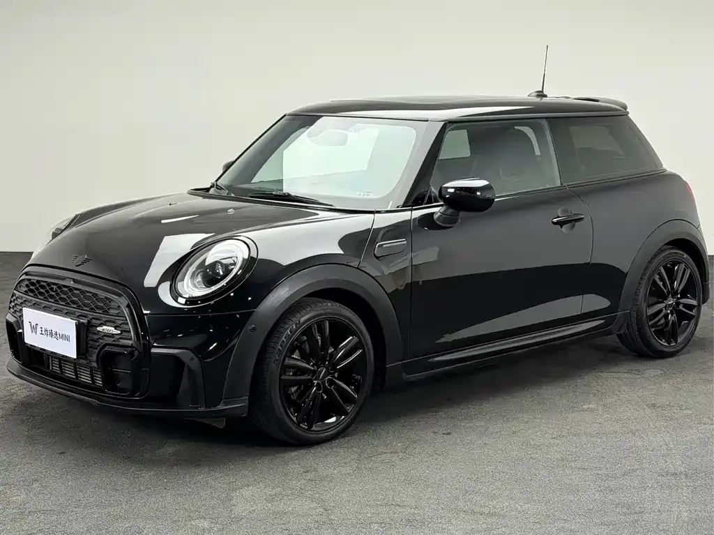 MINI Cooper (3-door) — фото 1