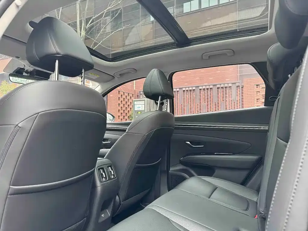 Hyundai Tucson 2022 из CN, фото 6