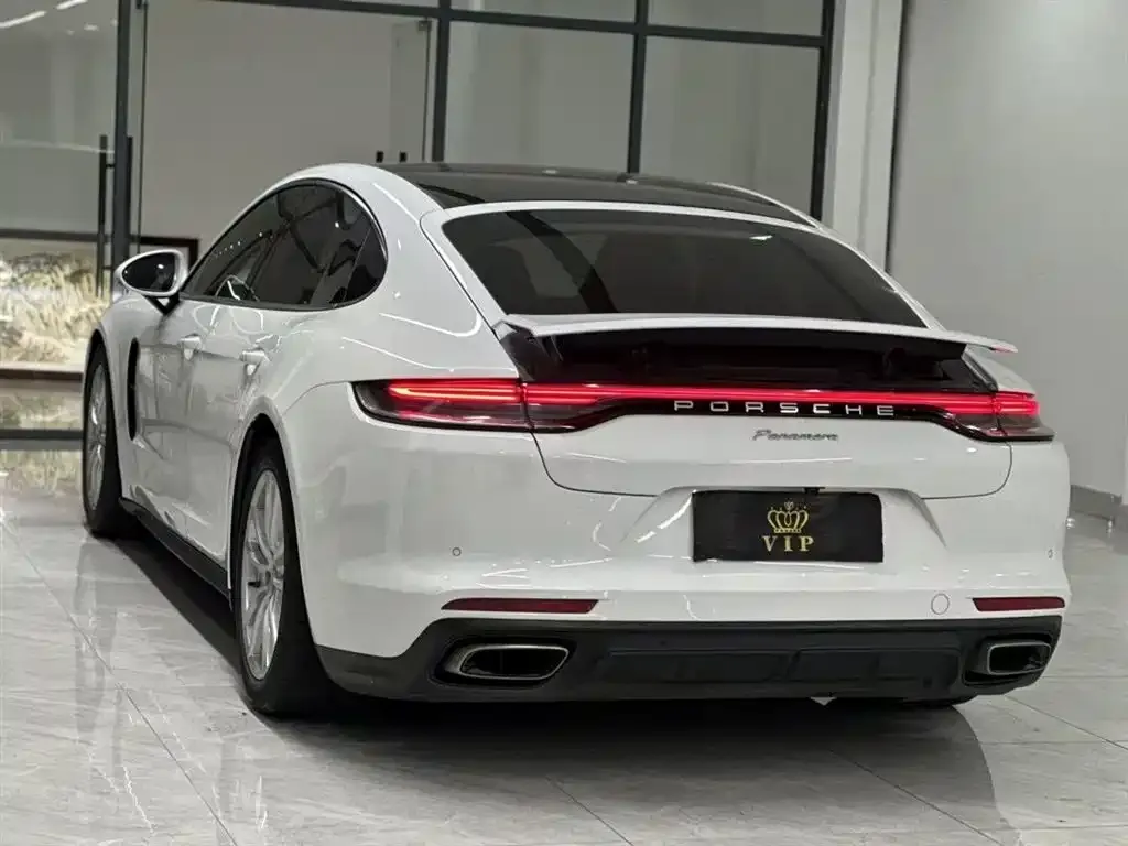 Porsche Panamera — фото 6