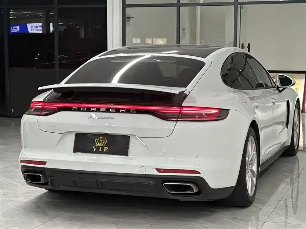 Porsche Panamera — фото 7