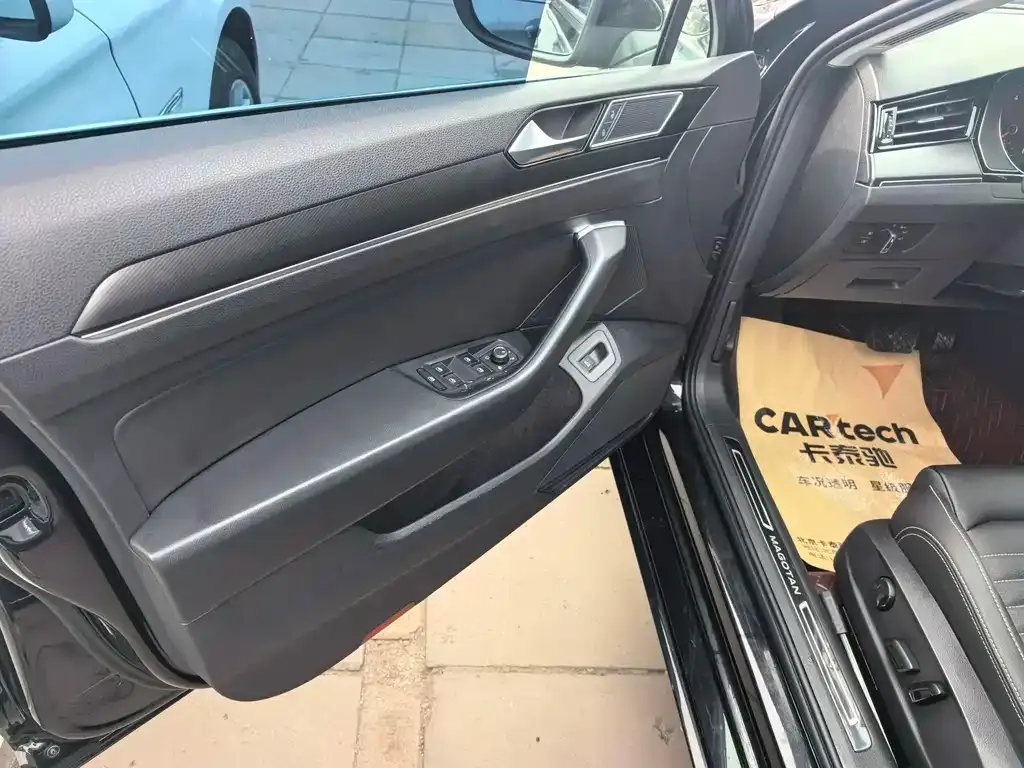 Volkswagen Magotan 2022 из CN, фото 10