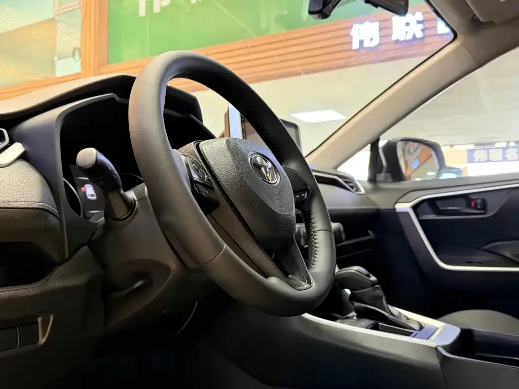 Toyota Wildlander 2021 из CN, фото 7