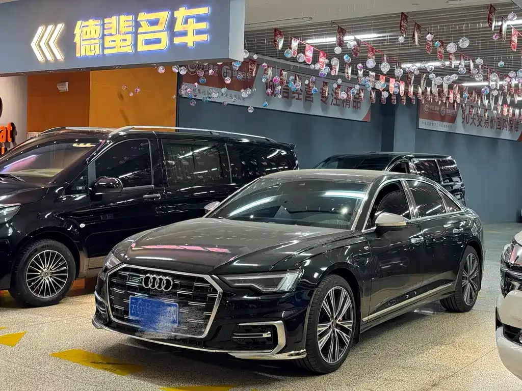Audi A6L 2025 из CN, фото 1