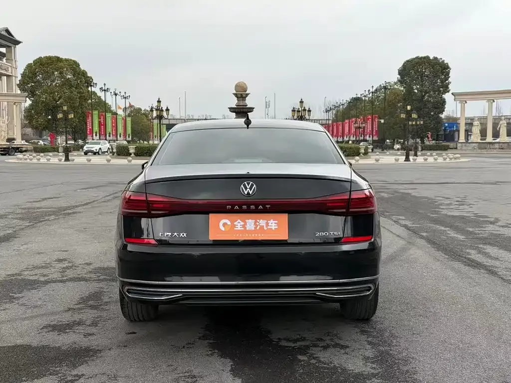 Volkswagen Passat 2024 из CN, фото 2