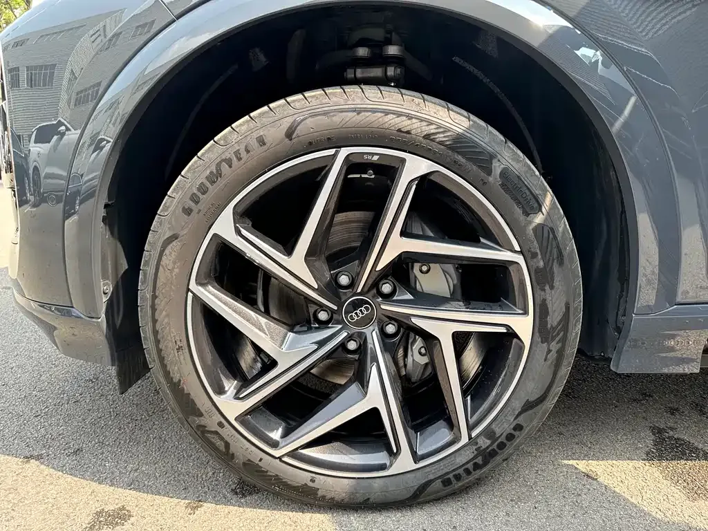 Audi Q6L e-tron 2025 из CN, фото 6