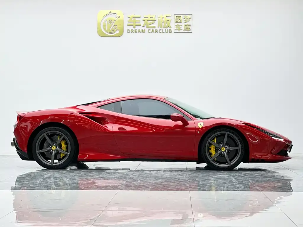 Ferrari F8 — фото 7