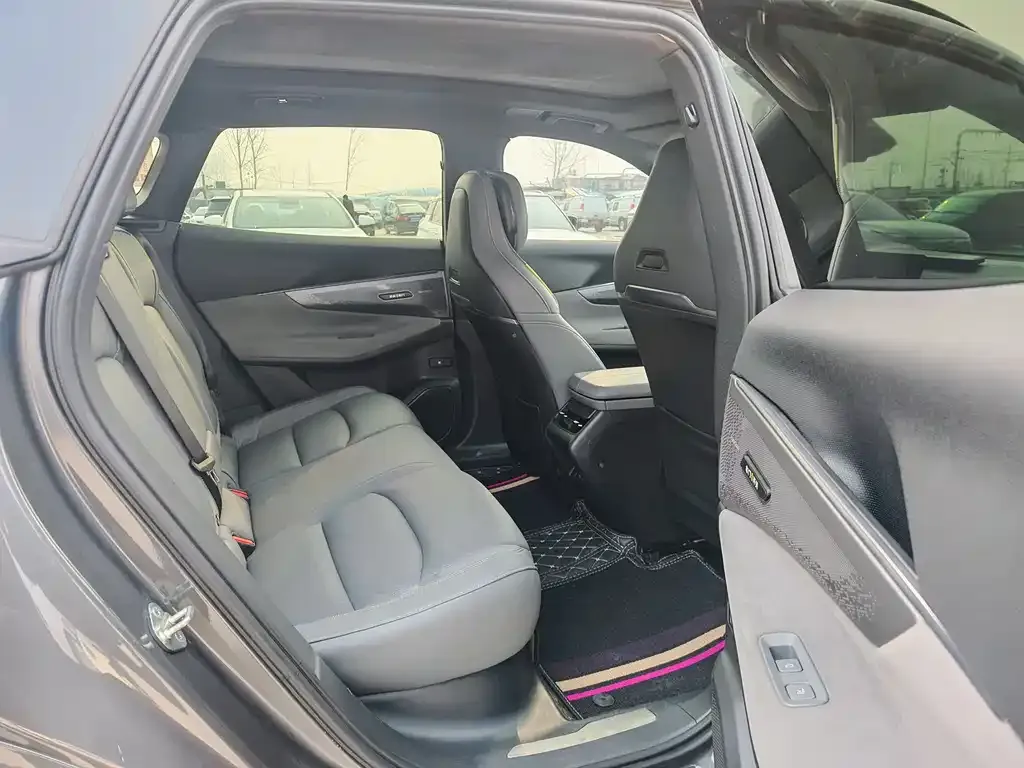 Lynk & Co 08 EM-P 2024 из CN, фото 9