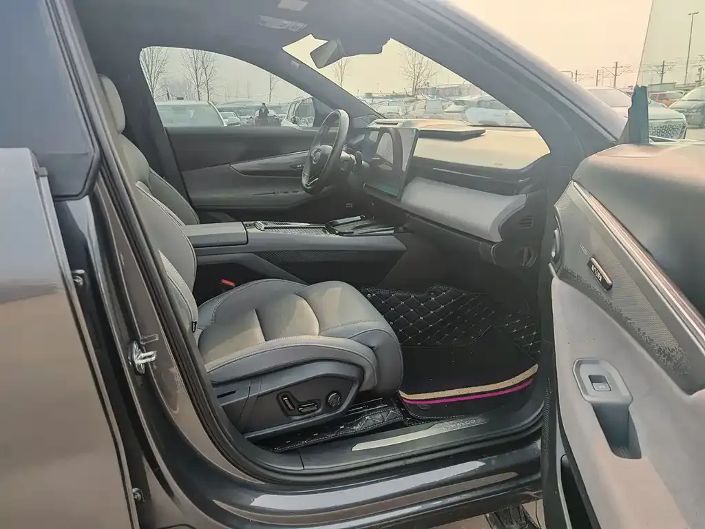 Lynk & Co 08 EM-P 2024 из CN, фото 5