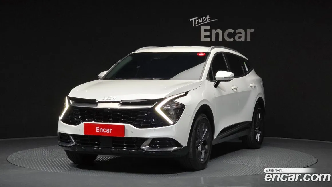 Kia Sportage — фото 1
