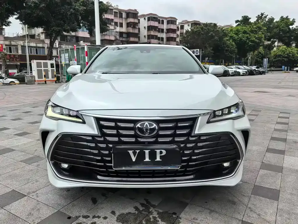 Toyota Avalon 2023 из CN, фото 8